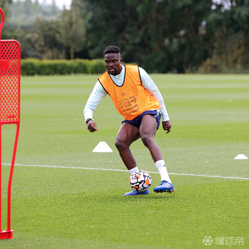 关于社区盾倒计时，布莱顿国际比赛日绝杀压哨，细节引发关注，球迷炸锅，身体对抗强度拉满的信息